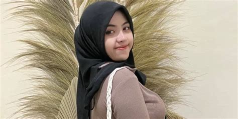 istri semok|Enaknya Selingkuh Dengan Istri Orang Yang Montok